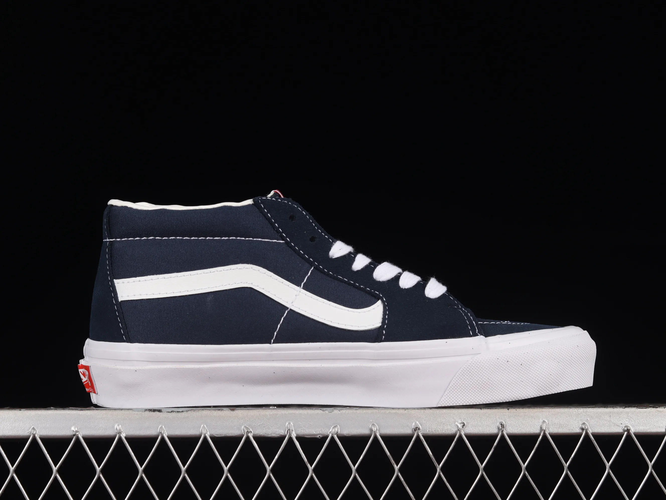 All categories Vans Vans series Vans Mid Vans China Vans Vault OG Sk8-Mid Vans official high-end branch navy blue mid-top retro simple casual canvas shoes VN0A4BVCNAV